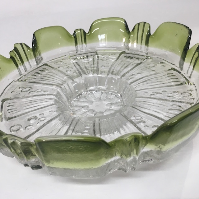 ASHTRAY, 1970s Green Glass Flower